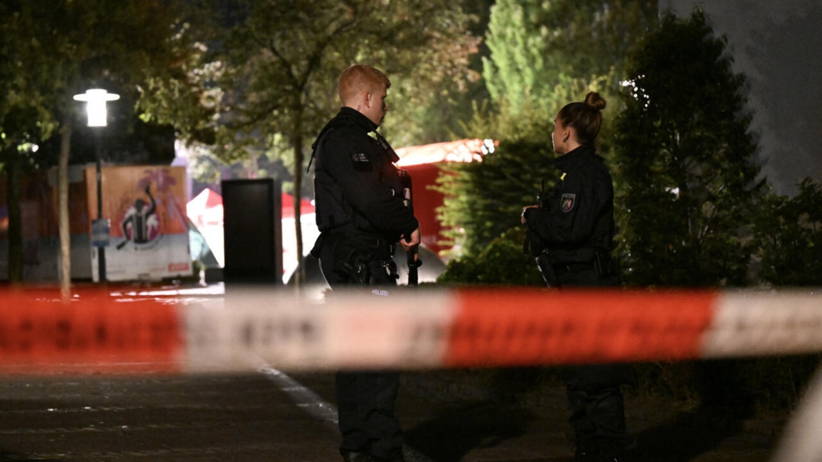 هجوم بسكين في محطة هامبورغ المركزية يؤدي لإصابة 12 شخصًا