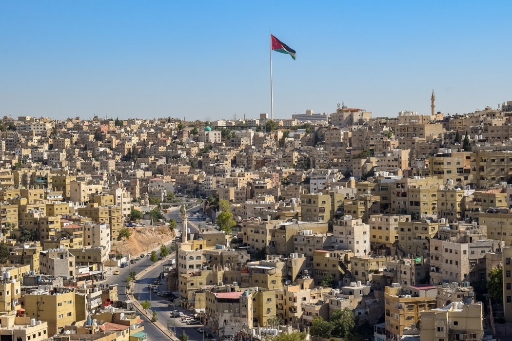 طقس معتدل اليوم وحار نسبيا حتى الاثنين