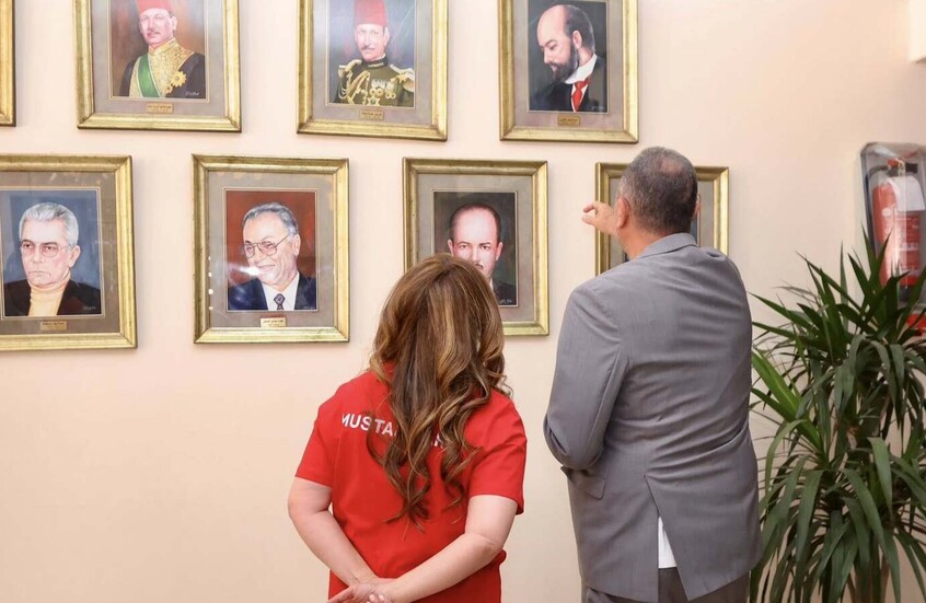 السفيرة الأمريكية بالقاهرة توجه رسالة للأهلي المصري