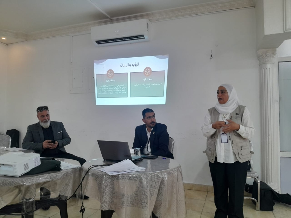 جلسة تعريفية بجائزة الحسين للعمل التطوعي في الكرك بمشاركة مدراء ومعلمي تربية القصبة