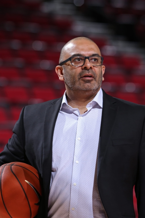 المدرب الكندي رانا مديرا فنيا لمنتخب السلة