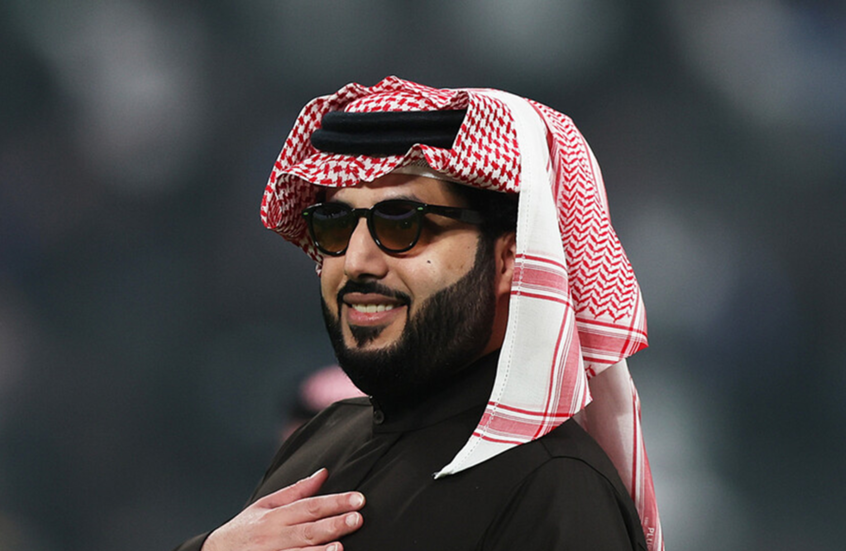تركي آل الشيخ يوجه رسالة لأمير قطر بعد تتويج باريس سان جيرمان بدوري الأبطال