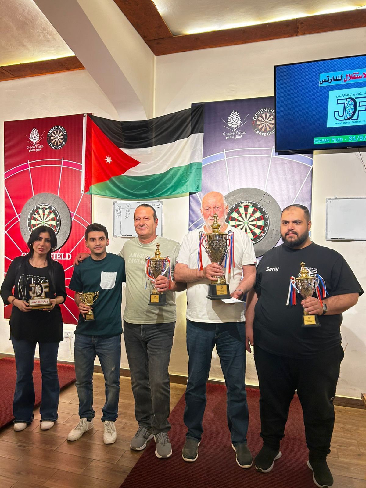 طلال قناش يتوج ببطولة الاستقلال للدارتس
