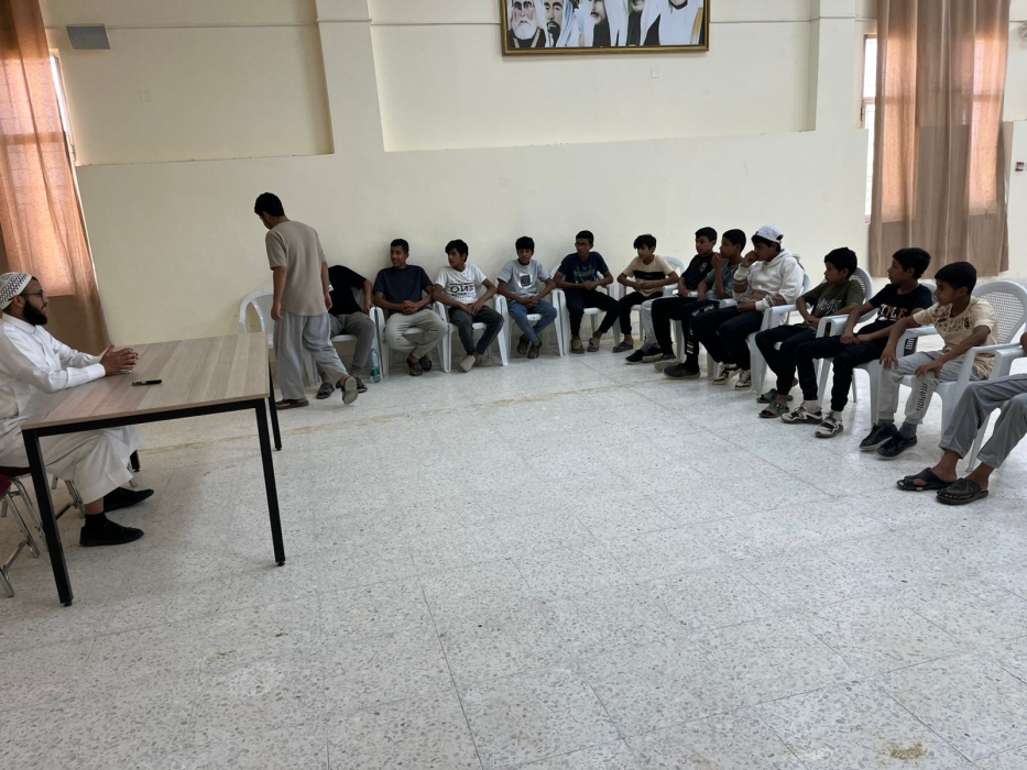 محاضرة توعوية في مركز شباب القطرانة حول مفاهيم النزاهة والسلوك اليومي