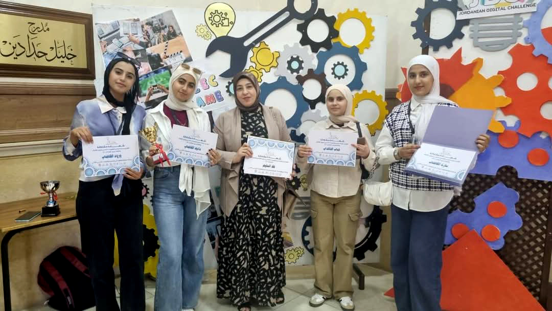 مدرسة حوشا في البادية الشمالية  تفوز بجائزة أفضل فيلم في مجال التأثير المجتمعي