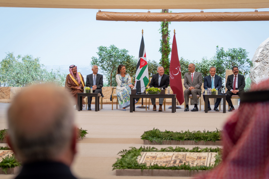 في عيد الجلوس .. أبناء مادبا يستذكرون الزيارات الملكية ذات الأثر على تنمية محافظتهم