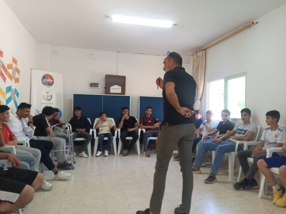 مركز شباب أدر ينفذ ورشة تدريبية في مقدمة لغات البرمجة ومهارات الحاسوب