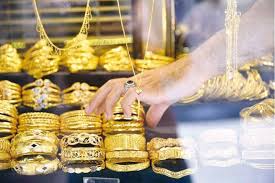 توقعات بوصول الذهب إلى حاجز 3500 دولار