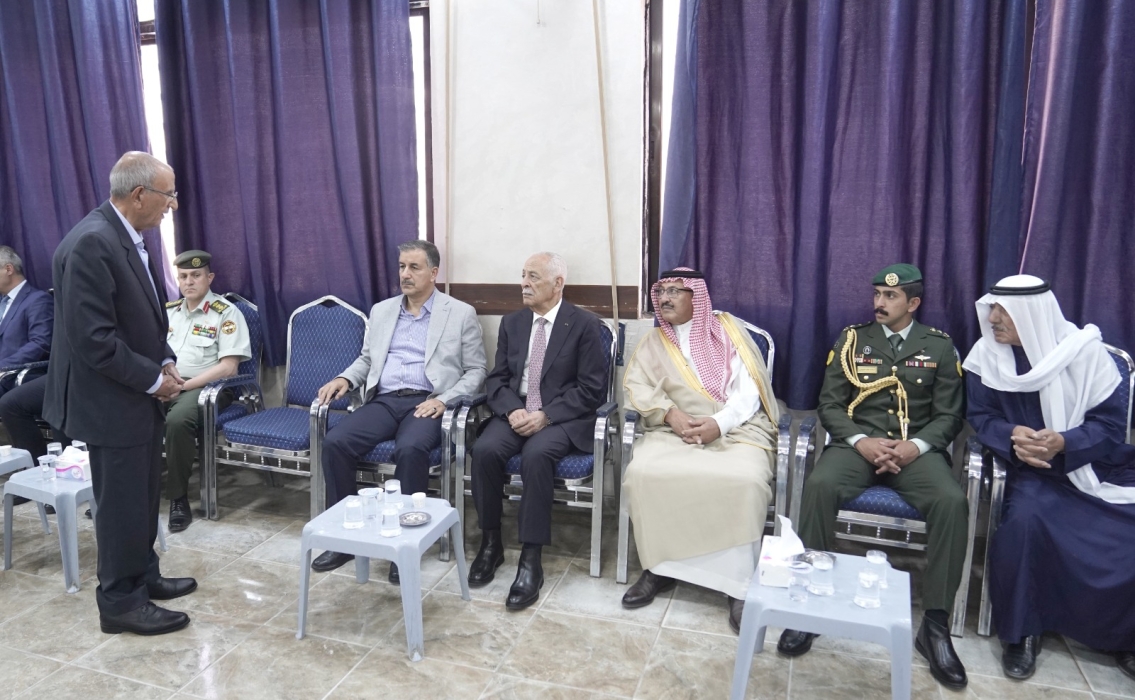 مندوبا عن الملك وولي العهد...العيسوي يعزي عشيرة النجادا*