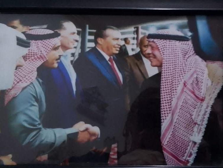 الشيخ علوان الشويعر يُهنئ الملك وولي عهده بمناسبة حلول العام الهجري الجديد