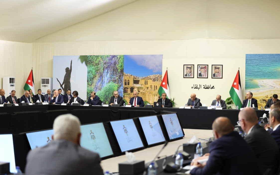 فاعليات في محافظة البلقاء تثمنانعقاد مجلس الوزراء بمدينة السلط