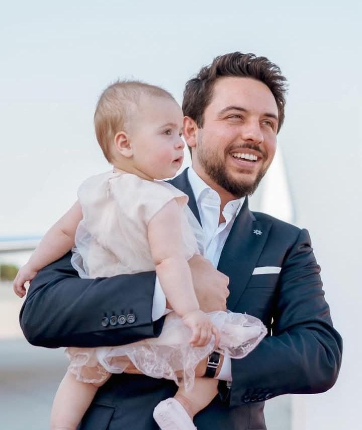 المومني يهنئ سمو ولي العهد ، بمناسبة عيد ميلاده الميمون.