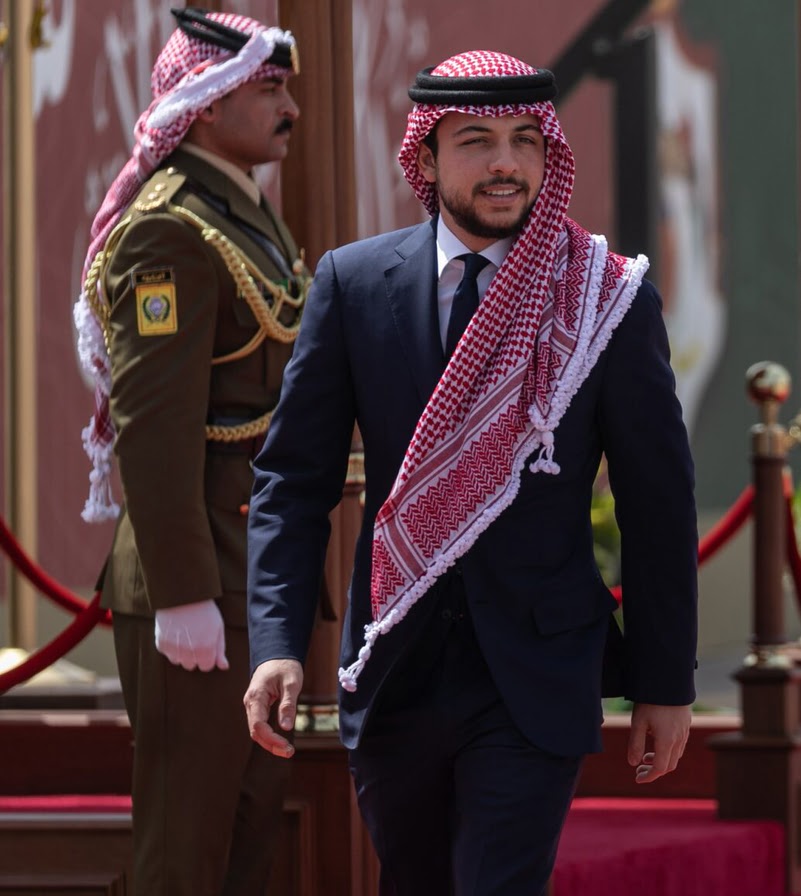 المديرالتنفيذي لشركة كهرباء معان المهندس عبداللطيف كريشان يهنئ ولي العهد بعيد ميلاده