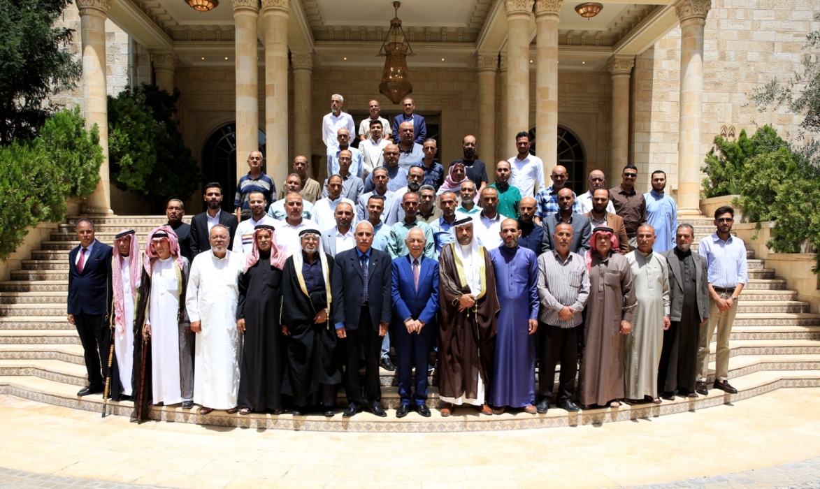 خلال لقائه وفدا من أبناء عشيرة أبو ناموس* *العيسوي: الأردن ثابت أمام العواصف والرؤية الملكية تصنع من التحديات فرصًا*