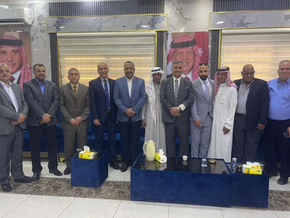 الطاهات والشاهين نسايب ،الدكتور محمد لبابنه طلب والنائب الأسبق محمود الخرابشه أعطى