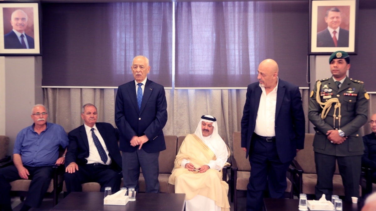 مندوبا عن الملك وولي العهد..العيسوي يعزي عشائر الزبيدي والعرموطي وحدادين والعبداللات العمرو*