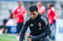 الأهلي يضرب بـ زيزو.. والزمالك يشعل الديربي مبكرا بصورة مثيرة للجدل