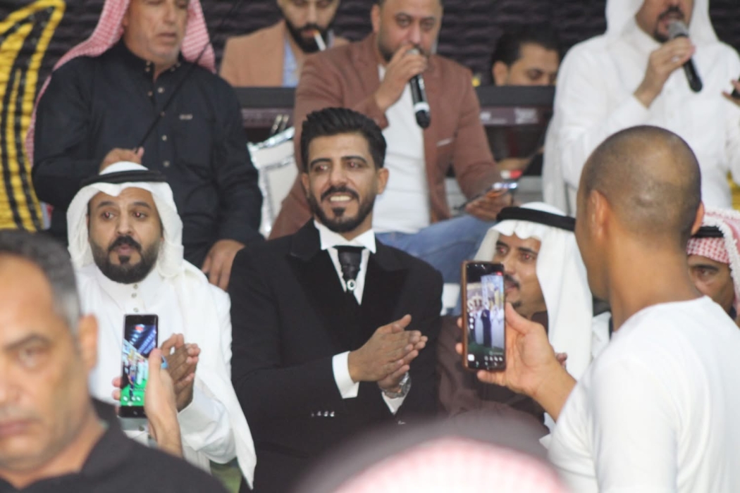 الإعلامي محمد الكعابنه يهنئ خالد الغثيان السلايطه بزفاف شقيقه فراس