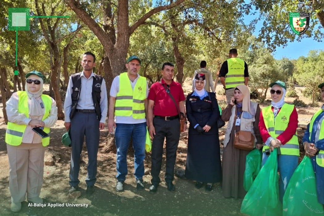 كلية عجلون الجامعية تشارك في الحملة الوطنية للنظافة بمحافظة عجلون