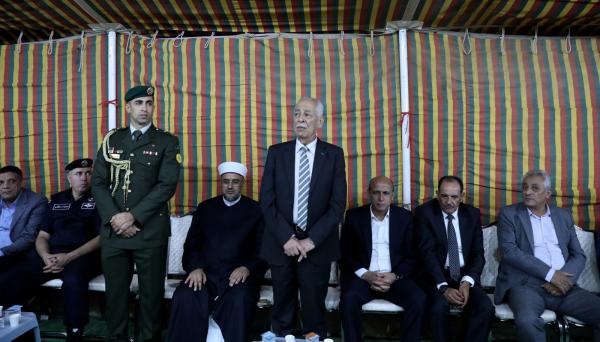 مندوبًا عن الملك وولي العهد .. العيسوي يعزي المدادحة والعبيسات والذنيبات