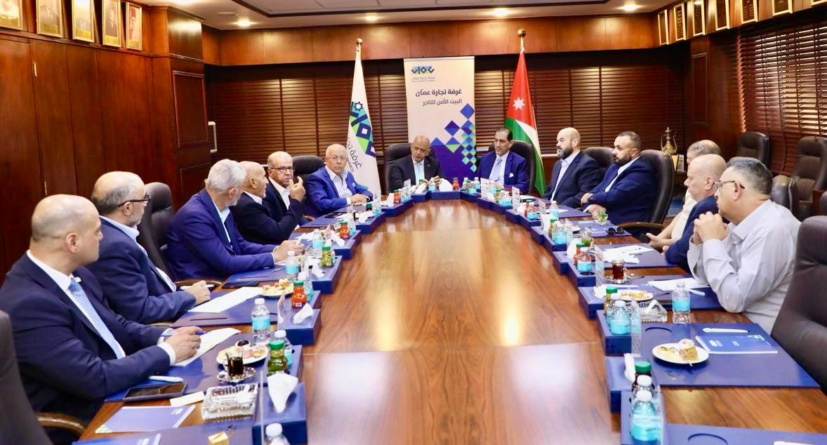 مجلسا تجارة الأردن وعمان يلتقيان سفير المملكة في دمشق لقاء يبحث سبل تعظيم استفادة الأردن من الفرص الاقتصادية في سوريا