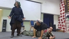 ثقافة المفرق تنظم عرضاً مسرحيا بعنوان أصايل و الزمن مايل