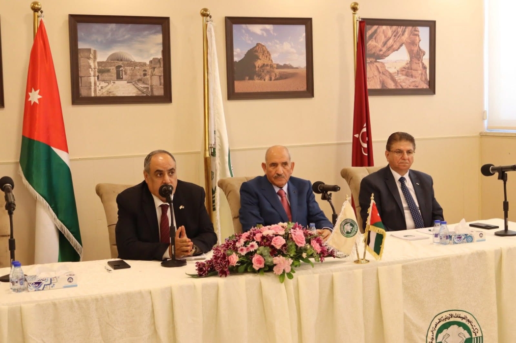 الذنيبات يلتقي النقابة العامة للعاملين بالمناجم والتعدين عمان –