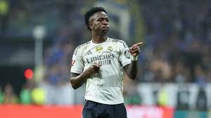 ريال مدريد سئم من تصرفات فينيسيوس.. يستفز الجماهير ثم يبكي