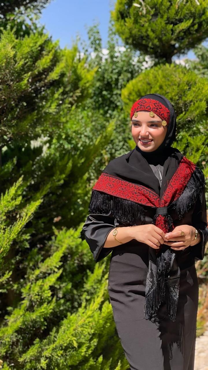 المحامية بلقيس العبادي تهنىء بعيد ميلاد جلالة الملكة رانيا العبدالله