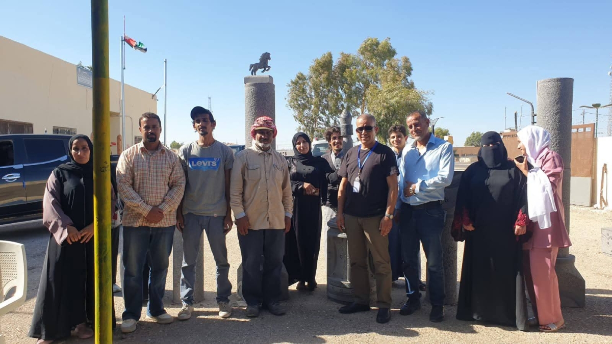 الخزاعلة يطلع على مجريات النحت البازلتي في جمعة خيرات البادية الشرقية