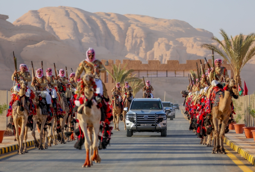 فتح باب المشاركة في مسابقة الشعر النبطي ضمن مهرجان سباقات الهجن
