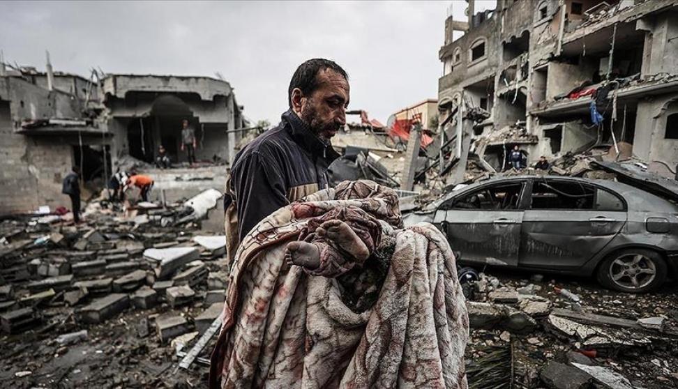 19 شهيدا جراء قصف الاحتلال مناطق في مدينة غزة