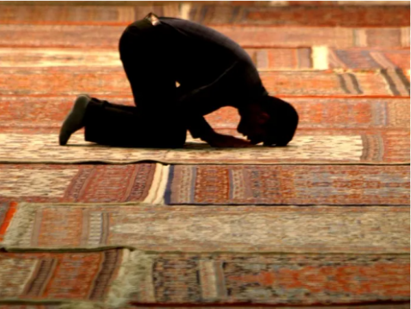 كيف تُؤدى صلاة الخسوف؟