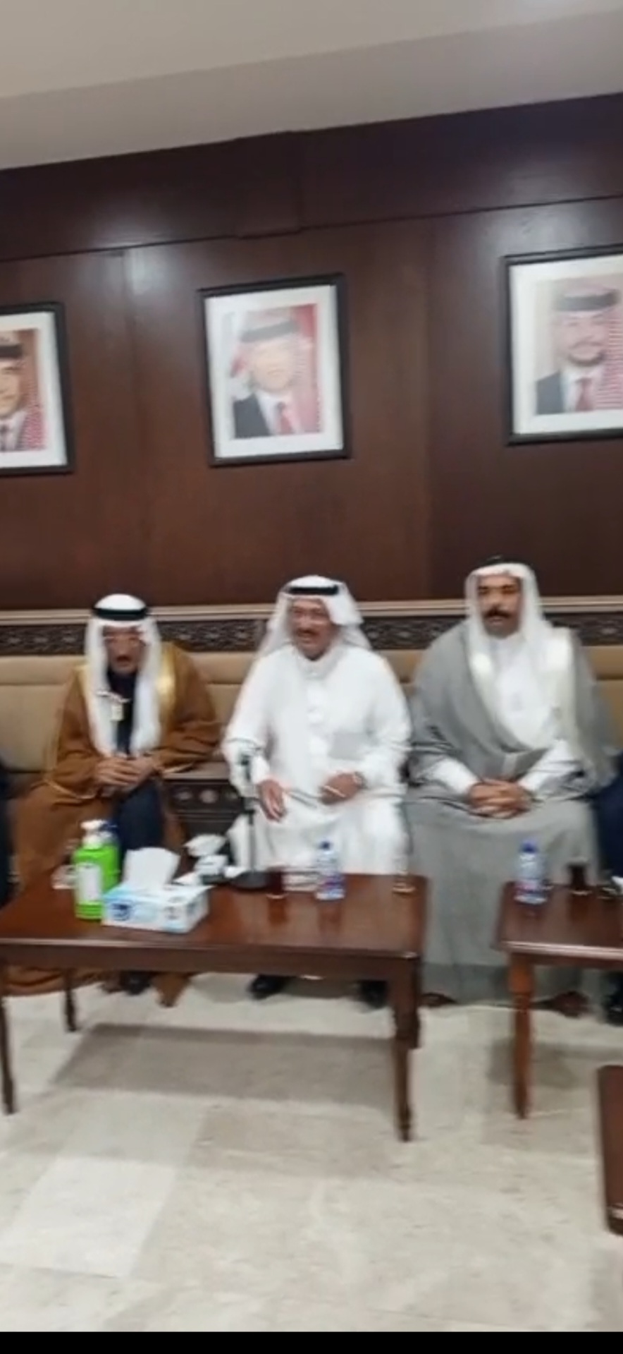 مستشارية العشائر تجتمع بعشيرتي الدعجة والقيسي وتعمل على رأب الصدع بينهما وإغلاق القضية نهائيا واعتبار ماحدث مسألة شخصية فقط
