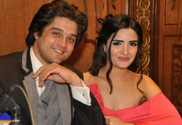 الفنانان عمر خورشيد وياسمين جيلاني ينفصلان بعد 10 سنوات من الزواج