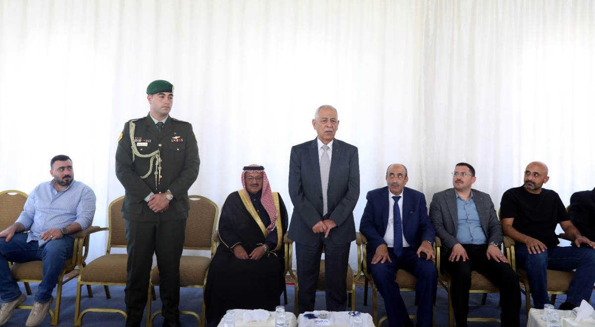 مندوبا عن الملك وولي العهد. العيسوي يعزي عشيرة النهار
