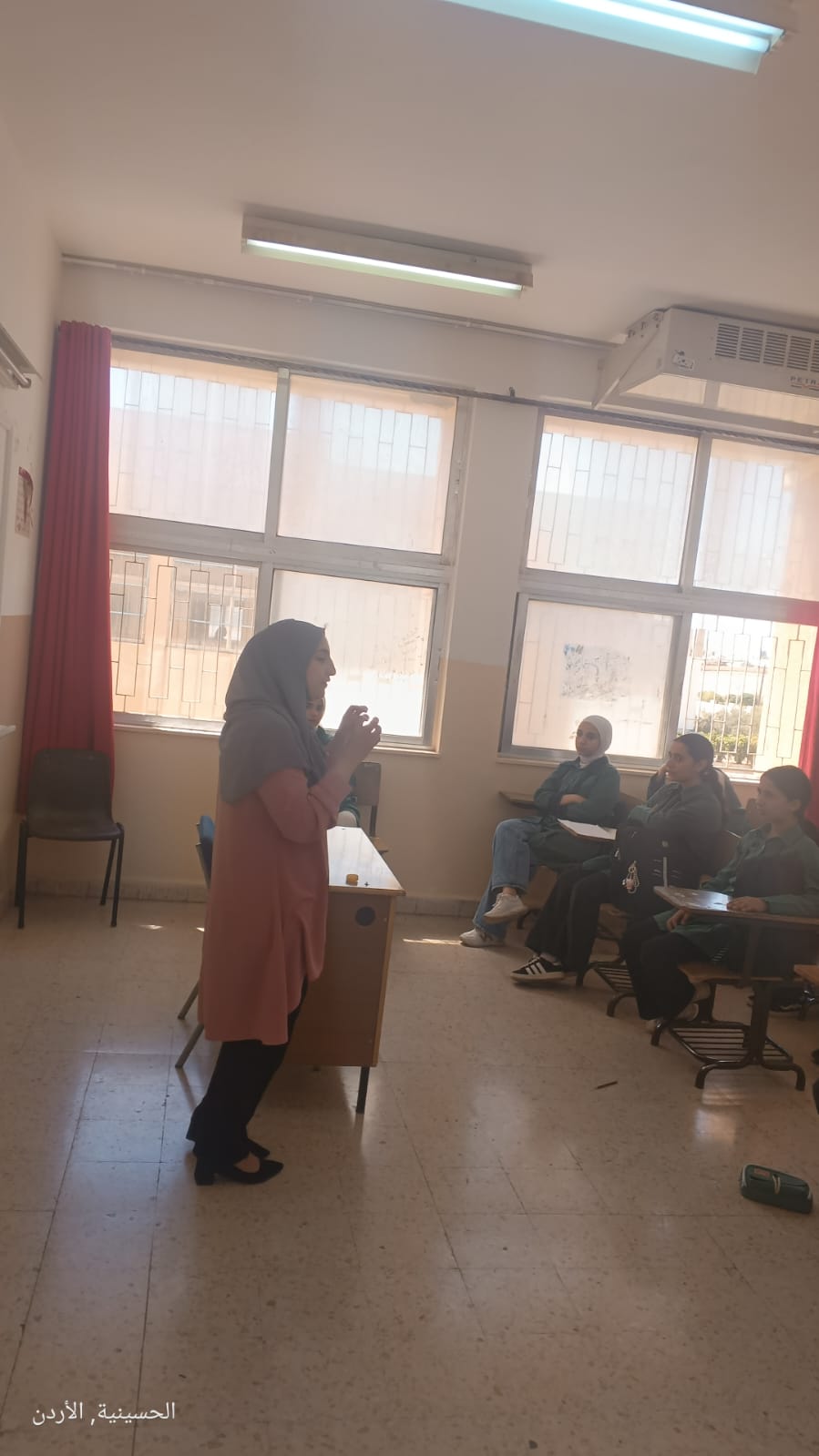 مركز شابات مؤاب ينظم ورشة توعوية حول الأنظمة الغذائية الصحية