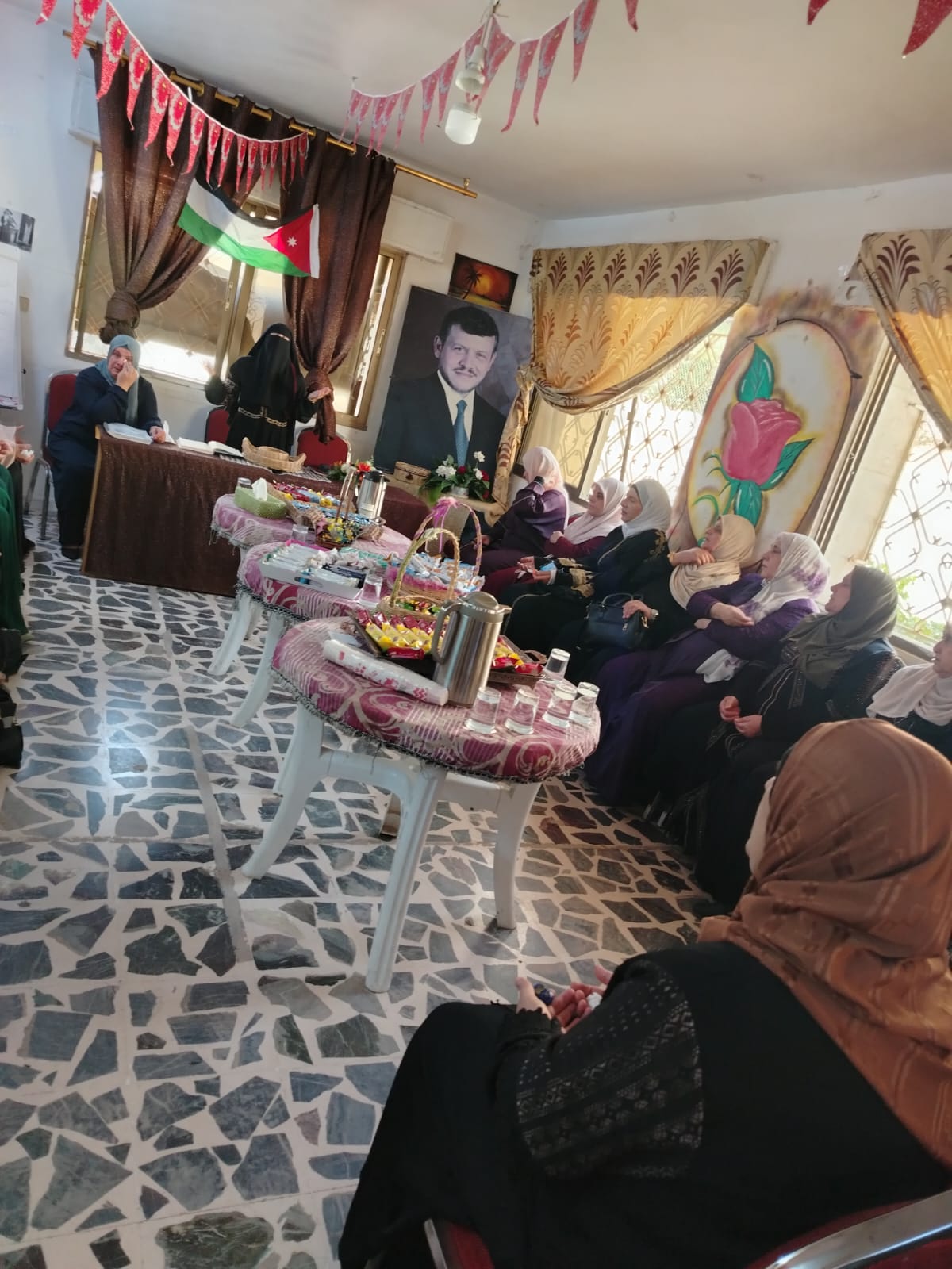 مركز شابات صخرة ينظم احتفالاً بالمولد النبوي الشريف