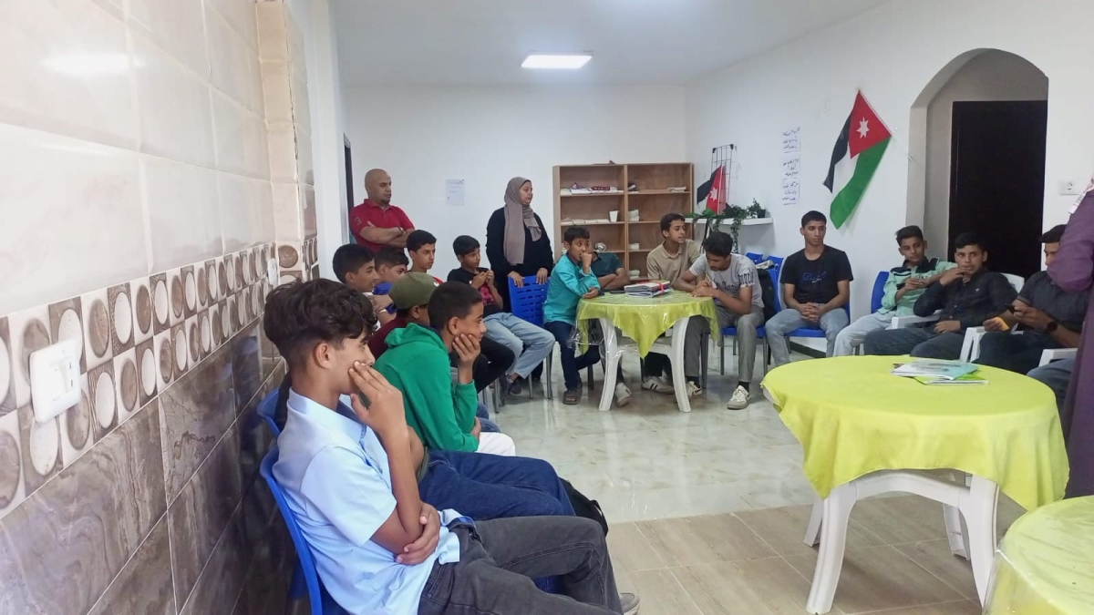 نشاط توعوي حول الجرائم الإلكترونية في مركز شباب وشابات قضاء الموجب