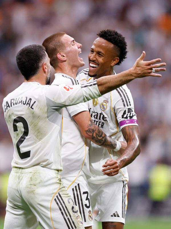 ريال مدريد يواصل صدارته للدوري الإسباني بفوز على اسبانيول