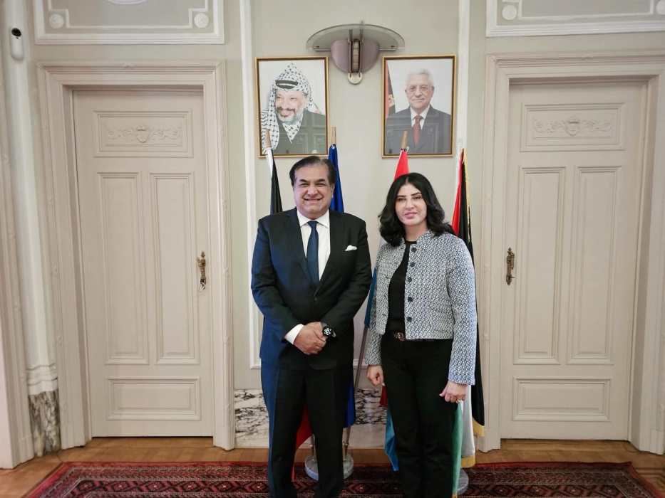 سفيرة فلسطين في الاتحاد الأوروبي تبحث مع نظيرها الباكستاني سبل تعزيز التضامن الدولي مع الشعب الفلسطيني