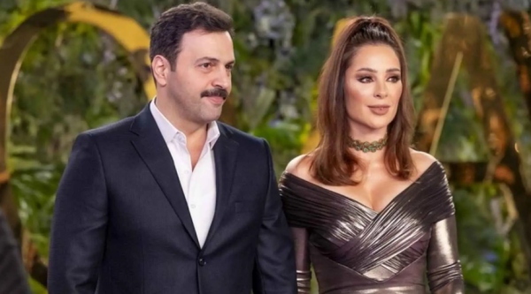وفاء الكيلاني تثير الجدل بردها على سؤال موجه لزوجها