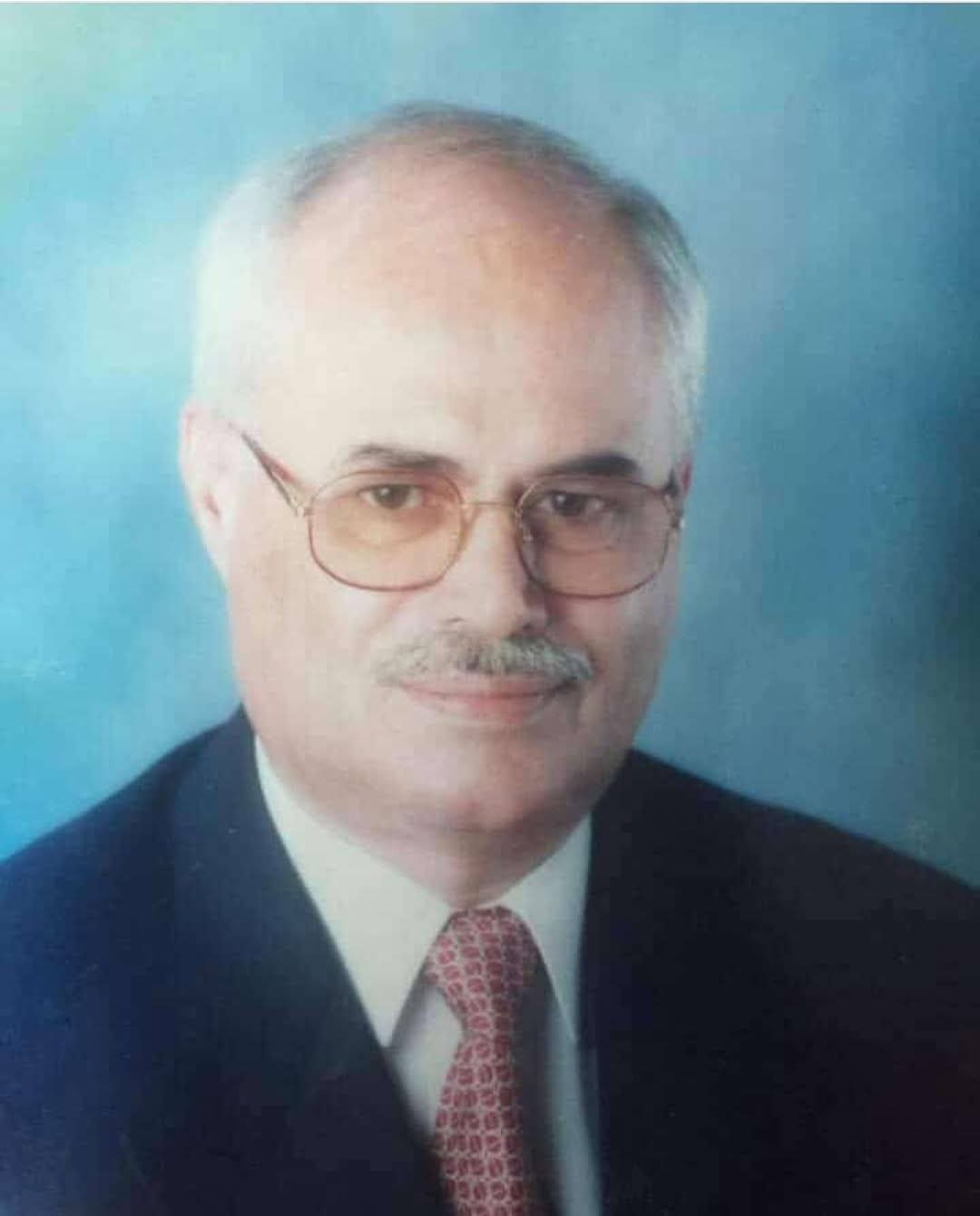 خال  الشيخ  مطلق الحجايا والدكتور سليم الحجايا  القاضي  سليمان الملاحمه الطراونه  في ذمة الله