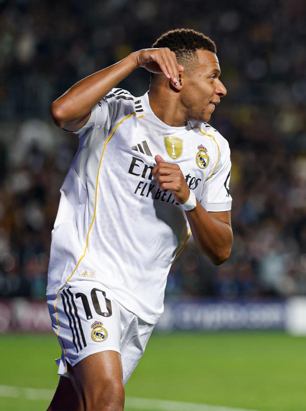ريال مدريد يسحق الماتي الكازاخي بخماسية