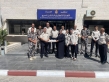 فريق الثقافة المؤسسية بالجمارك يُقدّم مجسم القيم المؤسسية للمدير العام