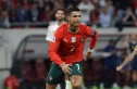 رونالدو ينال جائزة استثنائية من الاتحاد البرتغالي ويتحدث عن الاعتزال