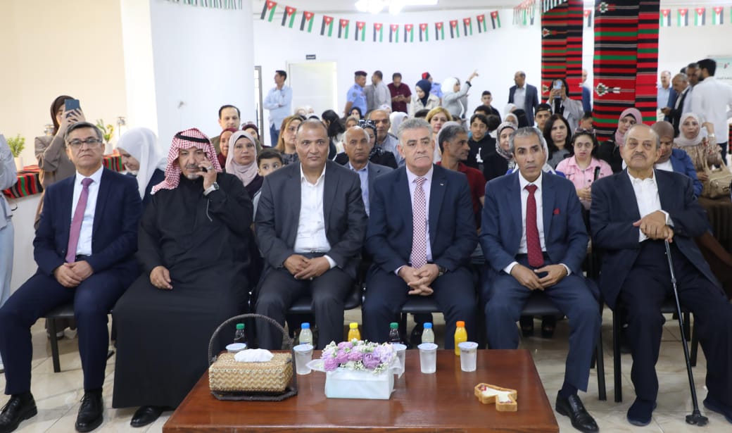 الأحمد يرعى حفل تخريج طلبة مركز الفنون في مادبا