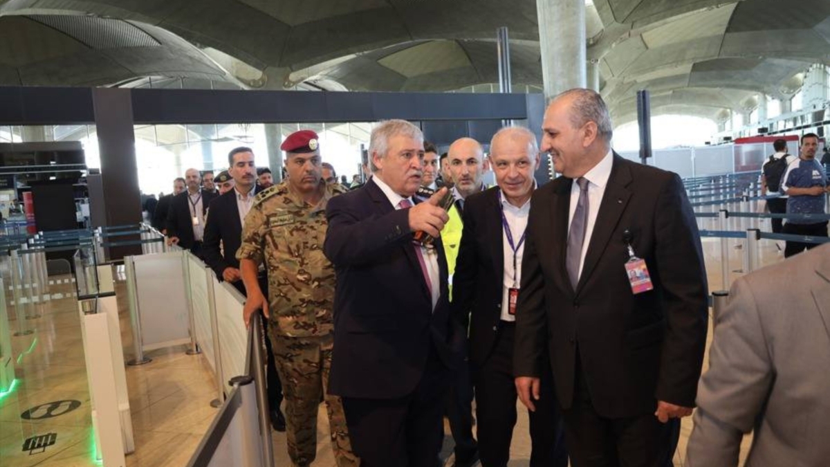 وزير النقل: الشراكة مع مجموعة المطار الدولي نموذج للتكامل بين القطاعين العام والخاص