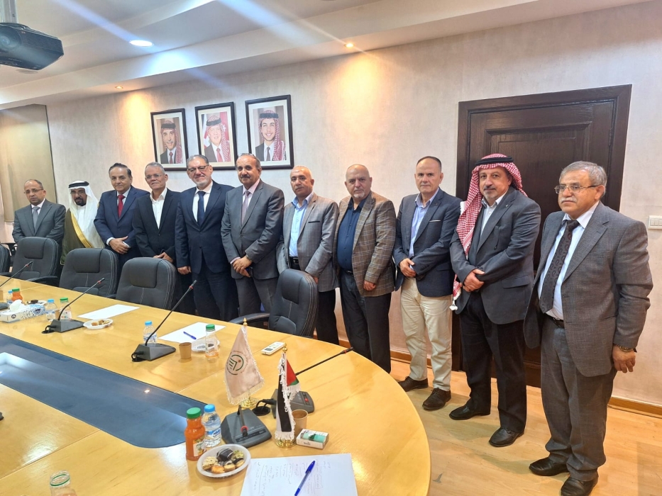 إضاءات على زيارة دائرة الأراضي والمساحة