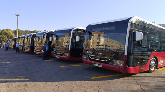 إطلاق المسار الأخضر بـ 15 حافلة كهربائية جديدة ضمن الباص السريع